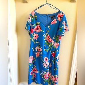 Jessica Howard flutter sleeve floral v neck dress
